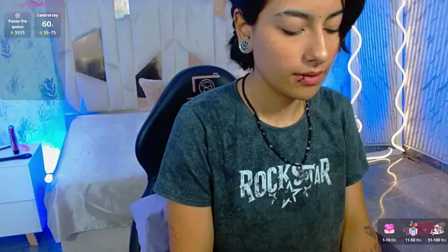 Snapshot of DAKOTA_TAY1 chatting on September 2025 11:57:01 AM DAKOTA TAY1 online show from September 2025 11:57:01 AM