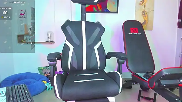 JordanRossie online show from October 2025 11:43:01 PM