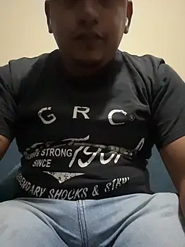 dannybs05 online show from November 2025 01:33:01 AM