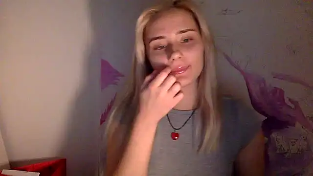 Snapshot of Rosvann chatting on October 2025 05:52:02 PM Rosvann online show from October 2025 05:52:02 PM