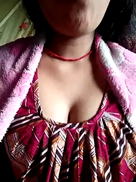 soni2005 online show from February 2026 02:39:02 AM