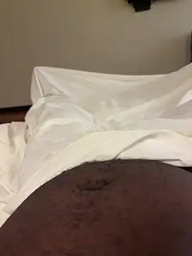 Snapshot of 1HOEBOSS chatting on November 2025 06:47:02 AM 1HOEBOSS online show from November 2025 06:47:02 AM