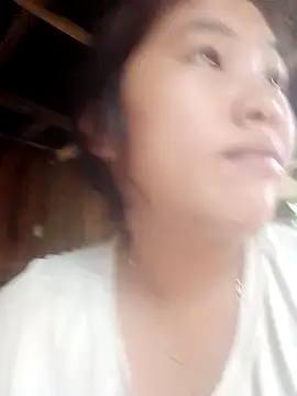 Luyen004 online show from September 2025 11:43:01 PM