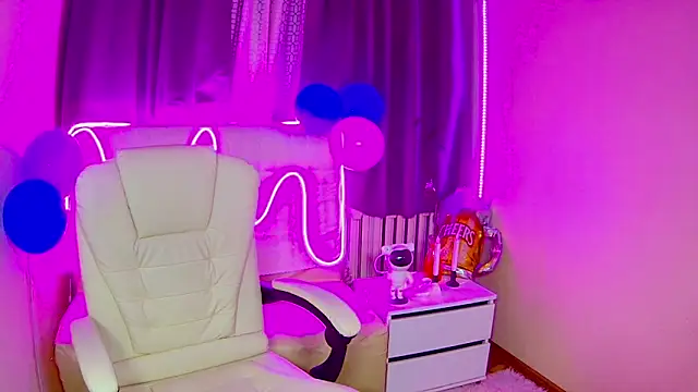 EmmaEllison online show from September 2025 11:58:01 AM