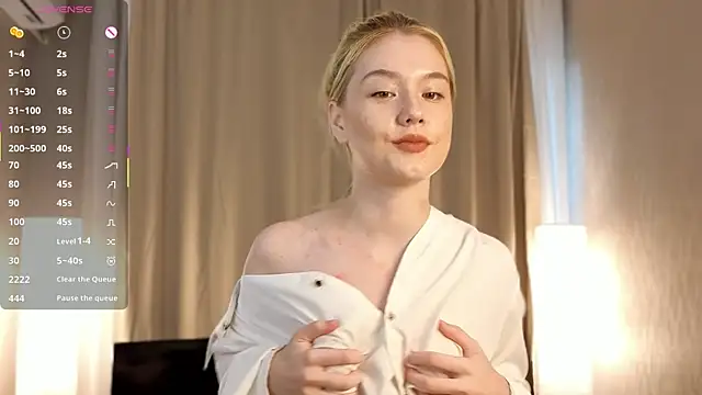 Flirty lee online show from October 2025 02:13:01 PM