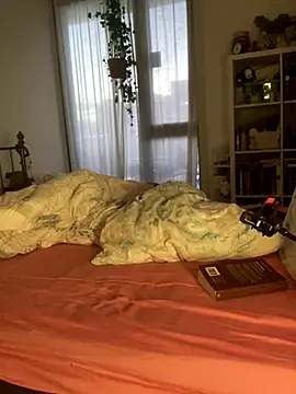 Snapshot of Mia_Winters chatting on October 2025 05:33:02 PM Mia Winters online show from October 2025 05:33:02 PM