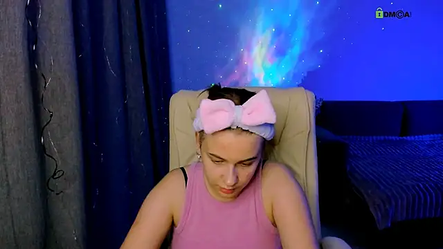 Snapshot of red__dizzy chatting on November 2025 12:32:01 AM red dizzy online show from November 2025 12:32:01 AM