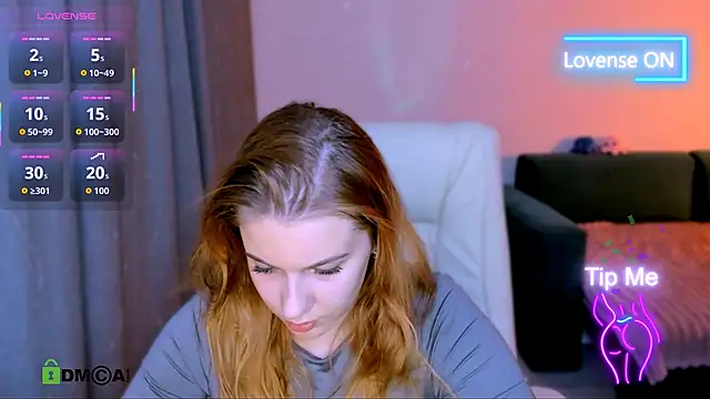 Snapshot of red__dizzy chatting on December 2025 08:27:01 PM red dizzy online show from December 2025 08:27:01 PM