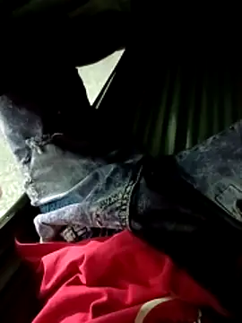 Snapshot of tailua05 chatting on April 2026 08:47:01 PM tailua05 online show from April 2026 08:47:01 PM