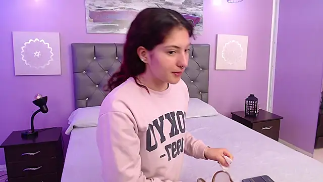 Snapshot of Sabriinaa_Foxx chatting on November 2025 03:11:01 PM Sabriinaa Foxx online show from November 2025 03:11:01 PM