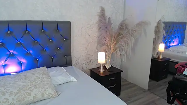 Snapshot of Sabriinaa_Foxx chatting on April 2026 12:06:02 PM Sabriinaa Foxx online show from April 2026 12:06:02 PM