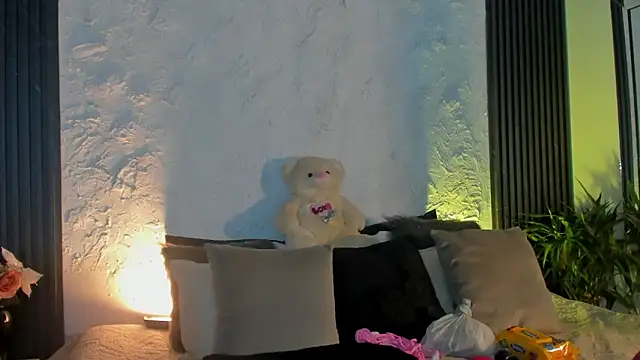 Snapshot of joselin_rouse chatting on November 2025 11:53:01 AM joselin rouse online show from November 2025 11:53:01 AM