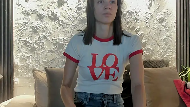 joselin rouse online show from April 2026 12:46:02 PM