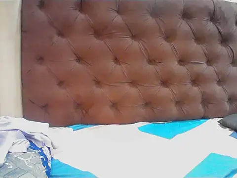 Snapshot of short_girl_ chatting on October 2025 04:29:02 PM short girl  online show from October 2025 04:29:02 PM