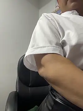 ROUSE SINCLAIR online show from November 2025 08:41:02 PM