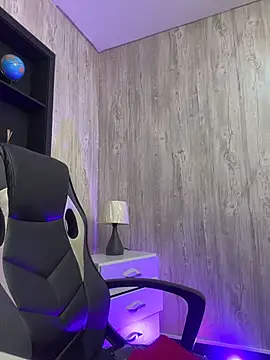 Snapshot of ROUSE_SINCLAIR chatting on February 2026 07:18:01 PM ROUSE SINCLAIR online show from February 2026 07:18:01 PM