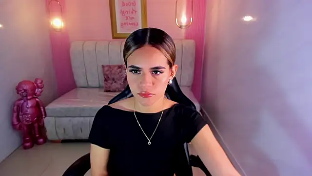 Snapshot of lilith4_s chatting on November 2025 08:18:01 PM lilith4 s online show from November 2025 08:18:01 PM