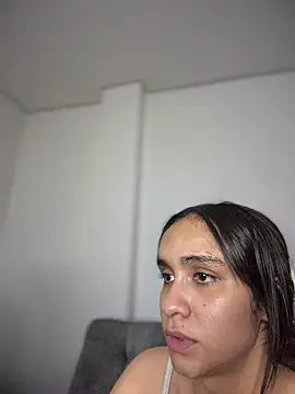 Isabella-Teen online show from February 2026 01:46:01 AM