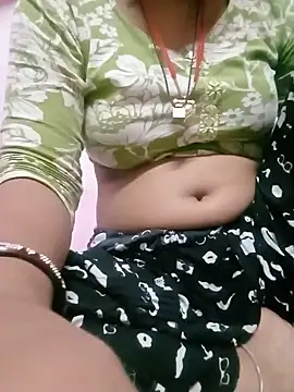 Snapshot of Hot_sundri83838 chatting on June 2026 04:23:01 PM Hot sundri83838 online show from June 2026 04:23:01 PM