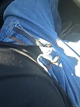 Snapshot of matatan0323 chatting on October 2025 05:20:02 PM matatan0323 online show from October 2025 05:20:02 PM