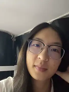 Snapshot of xiaobaimao6 chatting on September 2025 04:33:02 PM xiaobaimao6 online show from September 2025 04:33:02 PM