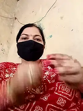 Love-890 online show from October 2025 04:01:02 AM