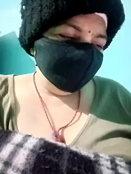 Love-890 online show from December 2025 03:01:02 AM