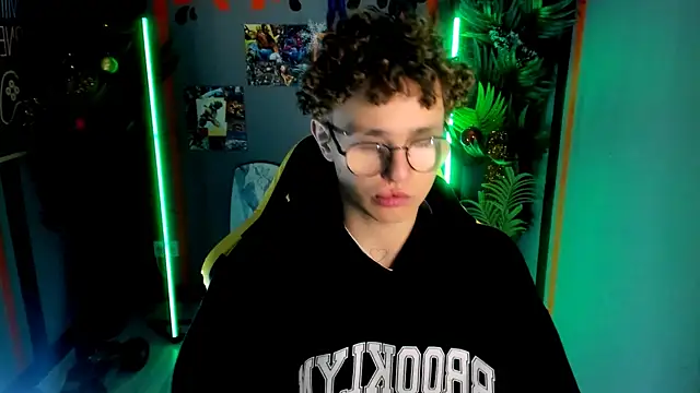 NathanCurl online show from December 2025 10:33:01 AM