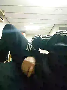 Snapshot of Alecumload chatting on September 2025 03:42:02 AM Alecumload online show from September 2025 03:42:02 AM