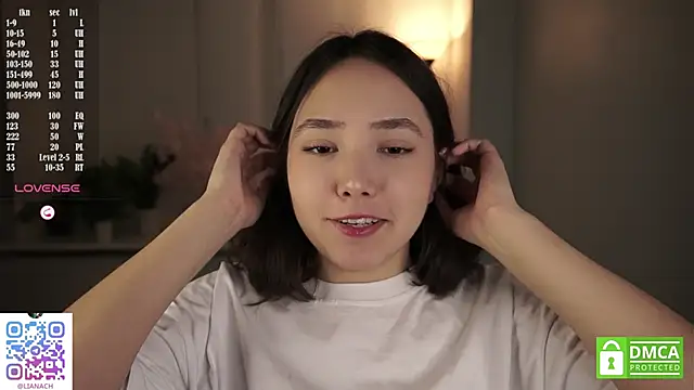 Snapshot of RenaeConnerley chatting on November 2025 03:41:01 AM RenaeConnerley online show from November 2025 03:41:01 AM