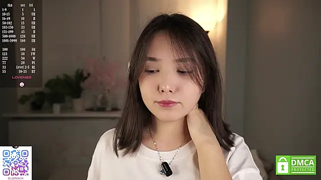 Snapshot of RenaeConnerley chatting on November 2025 04:23:02 AM RenaeConnerley online show from November 2025 04:23:02 AM