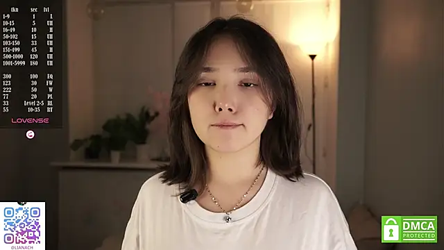 Snapshot of RenaeConnerley chatting on November 2025 04:01:02 AM RenaeConnerley online show from November 2025 04:01:02 AM