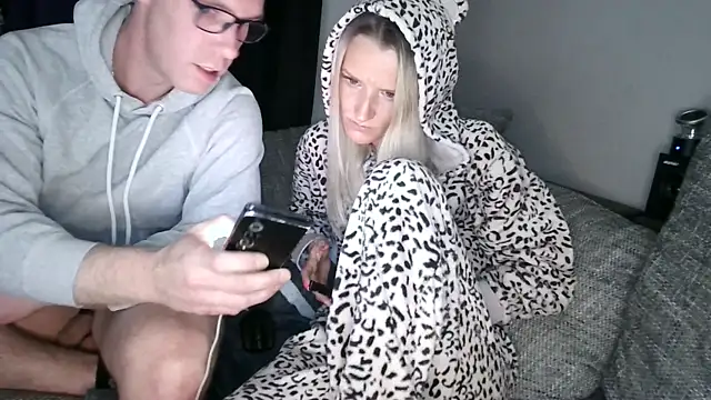 Dark666Sunshine online show from November 2025 12:27:02 AM