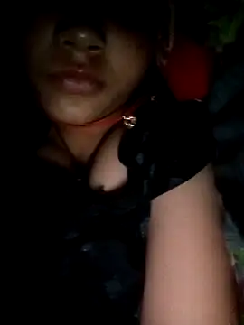 Snapshot of Mahira_Kapoor chatting on October 2025 07:33:01 PM Mahira Kapoor online show from October 2025 07:33:01 PM