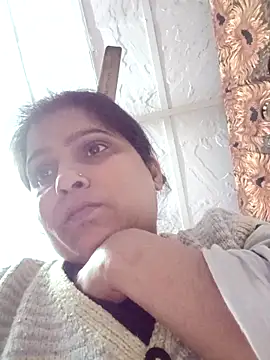 aliya-jaan71 online show from December 2025 05:54:01 PM