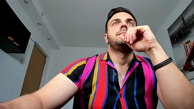 Jace Thorne online show from October 2025 07:01:02 PM