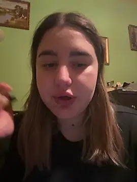 Snapshot of marouska_official chatting on February 2026 06:04:02 PM marouska official online show from February 2026 06:04:02 PM