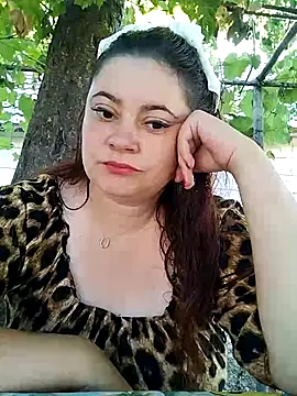 Snapshot of Flacara100 chatting on September 2025 06:47:02 AM Flacara100 online show from September 2025 06:47:02 AM