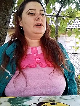 Snapshot of Flacara100 chatting on October 2025 07:08:02 AM Flacara100 online show from October 2025 07:08:02 AM