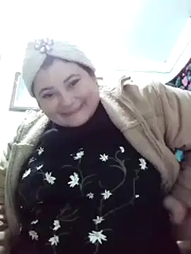 Snapshot of Flacara100 chatting on November 2025 06:54:01 PM Flacara100 online show from November 2025 06:54:01 PM