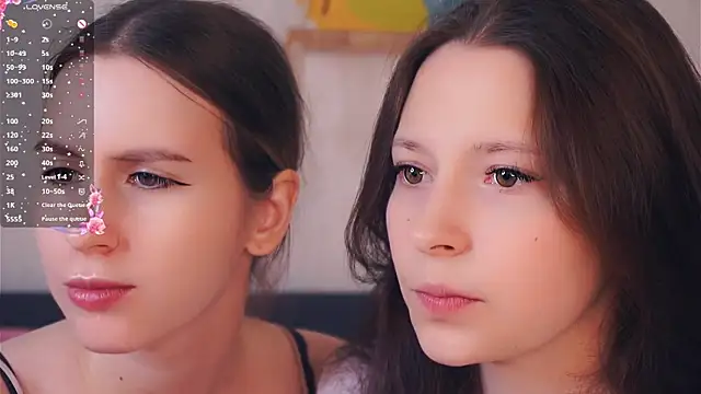 GabrielleLynchard online show from November 2025 07:04:02 PM