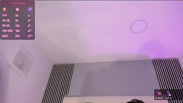 Snapshot of toji_luxxer chatting on November 2025 01:53:01 AM toji luxxer online show from November 2025 01:53:01 AM