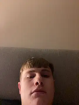 Sammyboy2211 online show from January 2026 01:11:01 AM