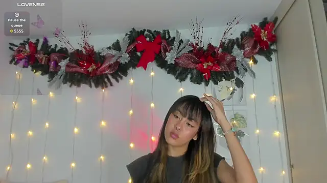 Susy spark online show from December 2025 11:34:02 PM