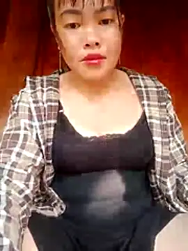 Snapshot of emilyzz chatting on October 2025 12:58:01 AM emilyzz online show from October 2025 12:58:01 AM