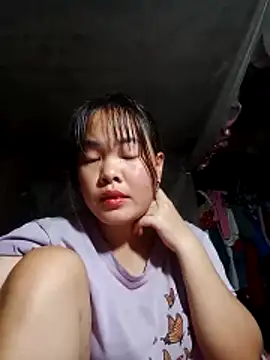 emilyzz online show from February 2026 02:43:02 AM