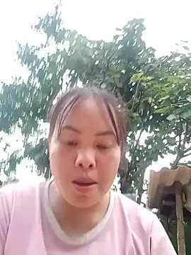 emilyzz online show from June 2026 11:46:01 AM