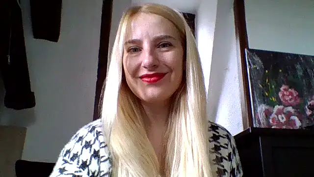 Snapshot of Yselrah chatting on October 2025 12:39:02 PM Yselrah online show from October 2025 12:39:02 PM