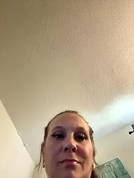 Ariasweetaspie online show from October 2025 04:02:01 PM