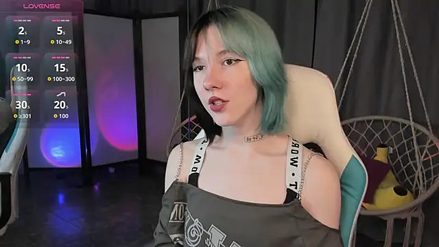 Snapshot of JessieRich chatting on September 2025 08:27:02 AM JessieRich online show from September 2025 08:27:02 AM